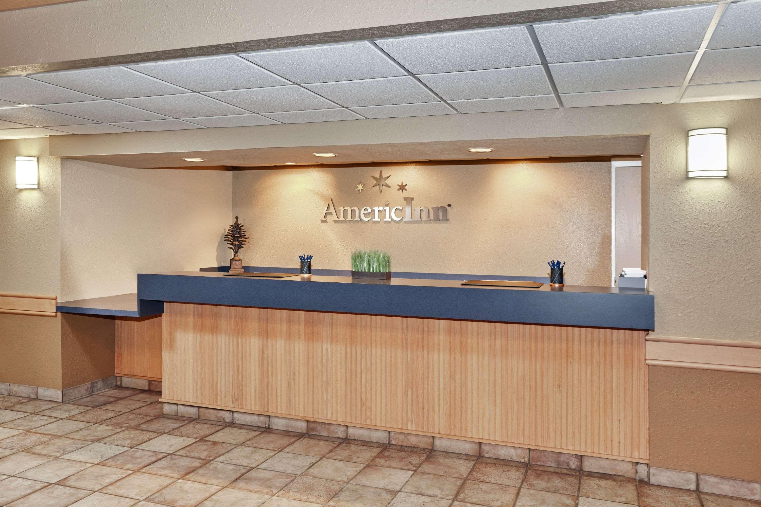 AmericInn by Wyndham Douglas/Saugatuck Exterior foto